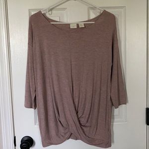 St. Tropez West Knotted Hem Tee